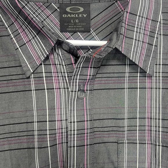 Mens Size L Oakley Short Sleeve Plaid stripe black grey pink button down shirt - Picture 4 of 9